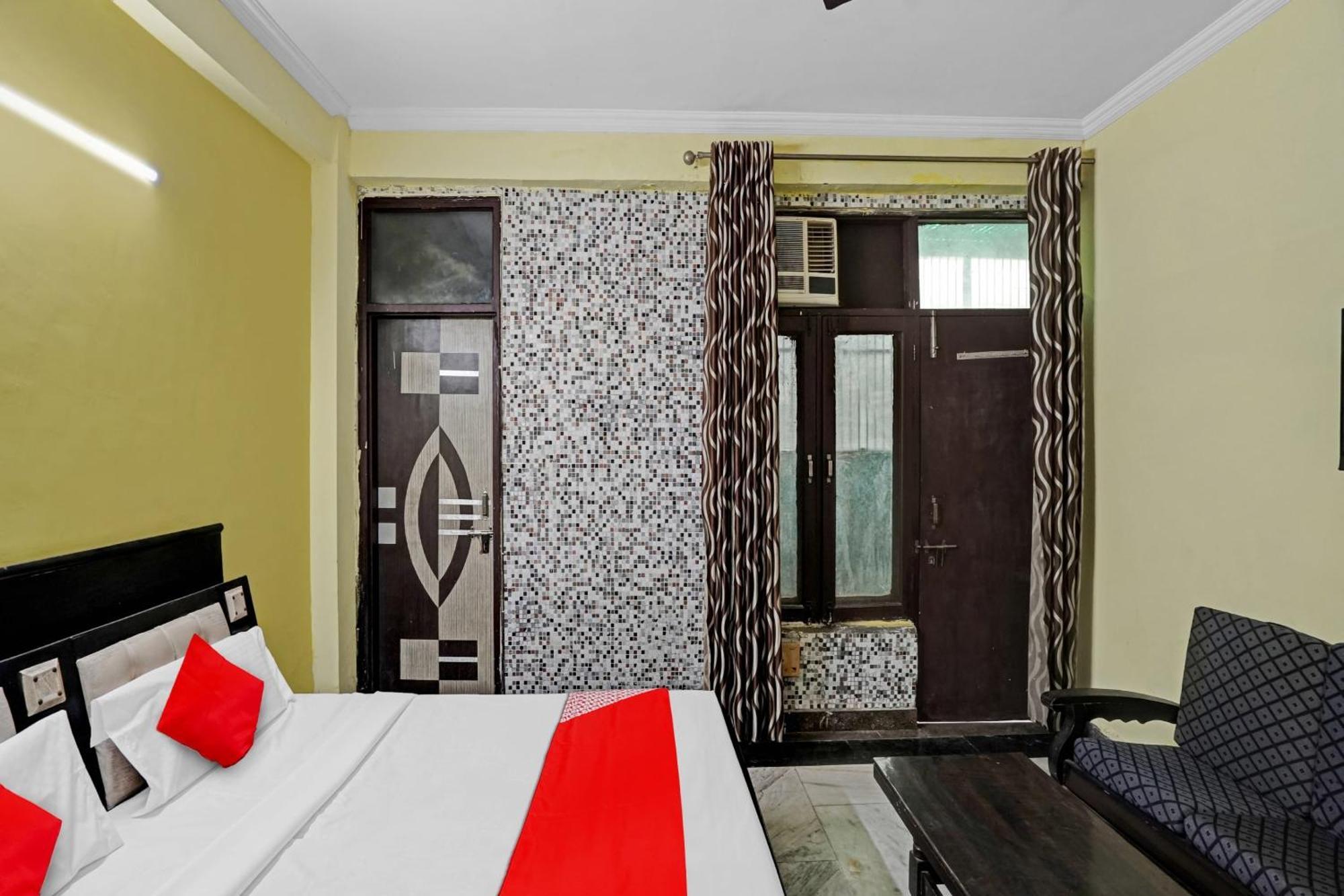 Hotel O Park View Noida Exterior photo